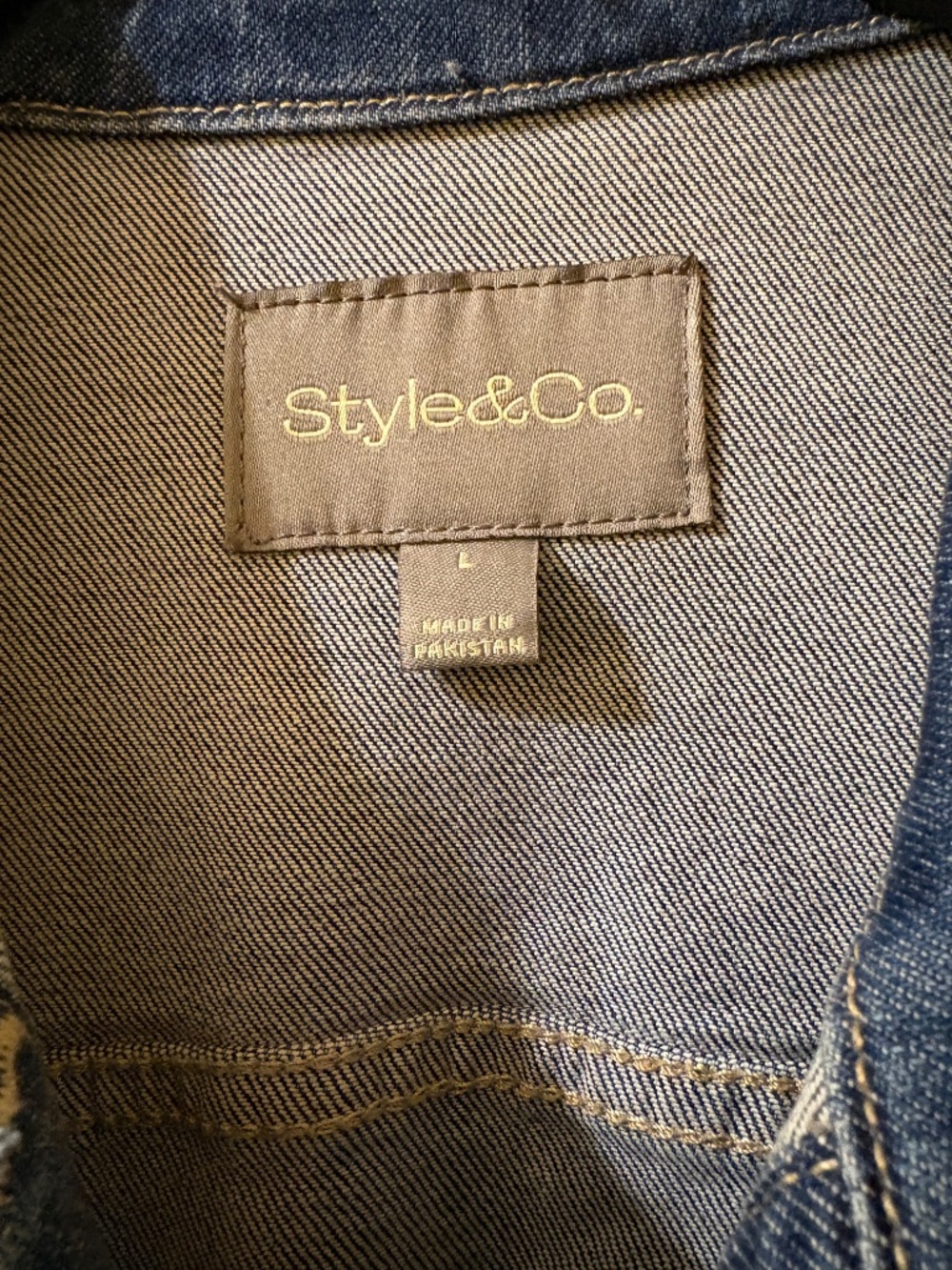 Jean jacket - Picture 3 of 3